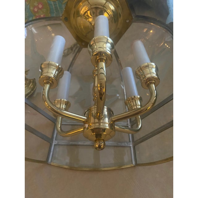 Vintage Art Deco Lucite Waterfall Edge Chandelier With Etched Irises 1980s For Sale In Chicago - Image 6 of 8