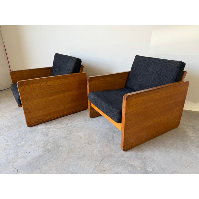 1970s Mid-Century Modern Milo Baughman - Style Architectural Cube Lounge Chairs – Pair For Sale - Image 9 of 17
