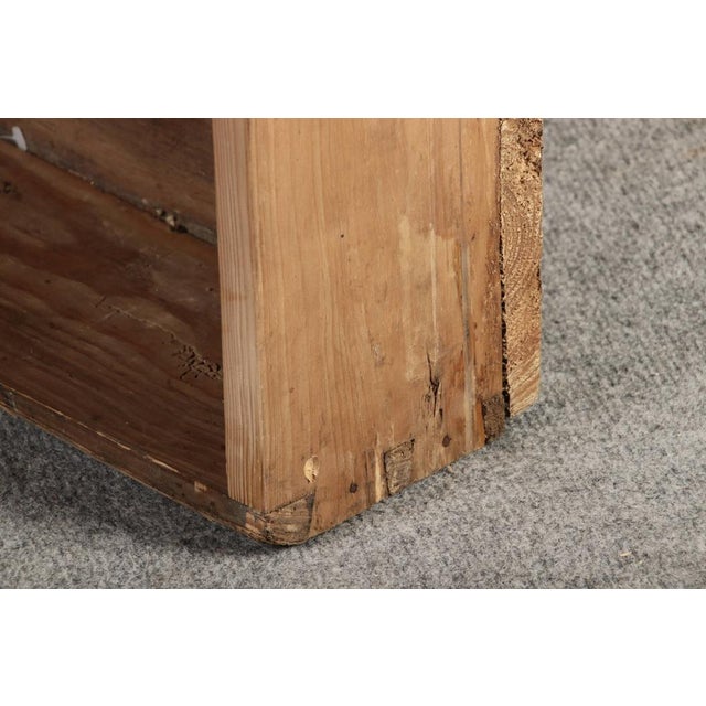 Small Louis XVI Style Writing Desk or Side Table in Walnut, 1780s For Sale - Image 12 of 18