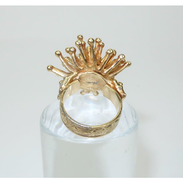 Sarah Coventry Sarah Coventry Starburst Gold Tone Cocktail Ring For Sale - Image 4 of 10