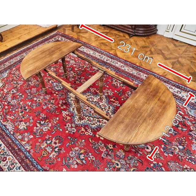Extendable Table in Oak with Gate Legs For Sale - Image 14 of 15