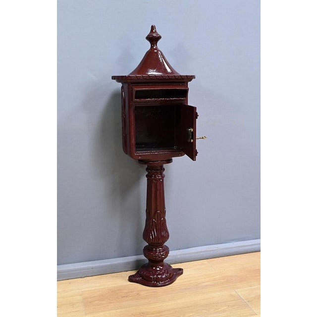 Cast Iron Mailbox from GM Gillet Castres, Late 20th Century For Sale - Image 17 of 18