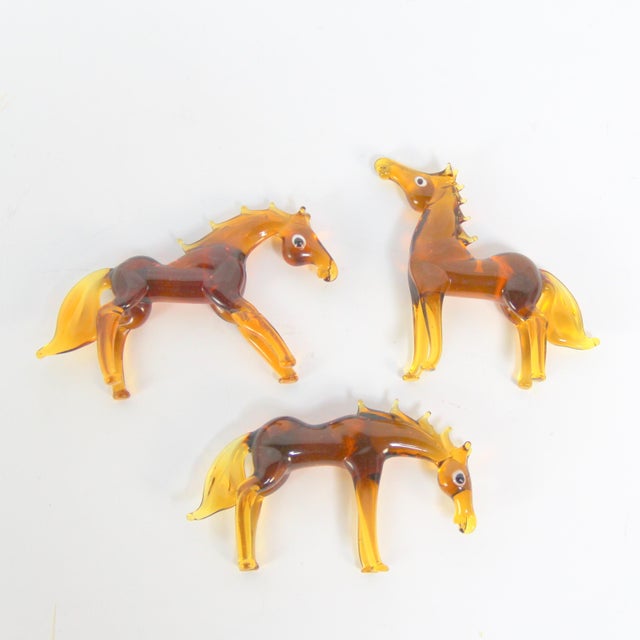 Horse Figurines in Murano Glass, 1960s, Set of 8 For Sale - Image 3 of 5