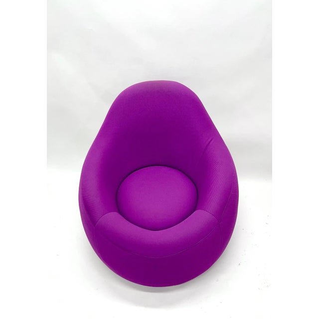 Mid-Century Modern 2000s “Blobism” Violet Upholstered Bubble Chair For Sale - Image 3 of 7