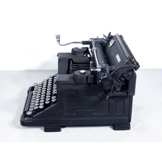 M40 Typewriter from Olivetti, 1930s For Sale - Image 9 of 18
