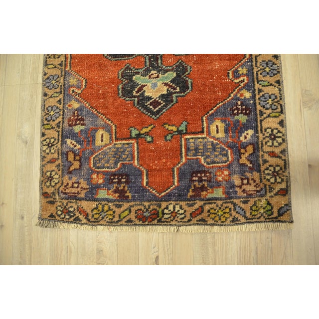 1960s 1960s Vintage Turkish Rug- 1′8″ × 3′1″ For Sale - Image 5 of 6