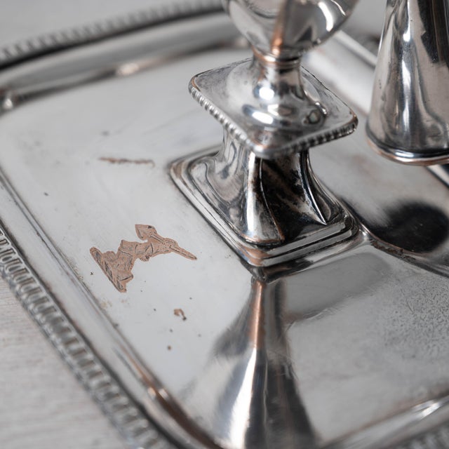 Pair of Old Sheffield Plate Chambersticks, c.1820 For Sale In Savannah - Image 6 of 16