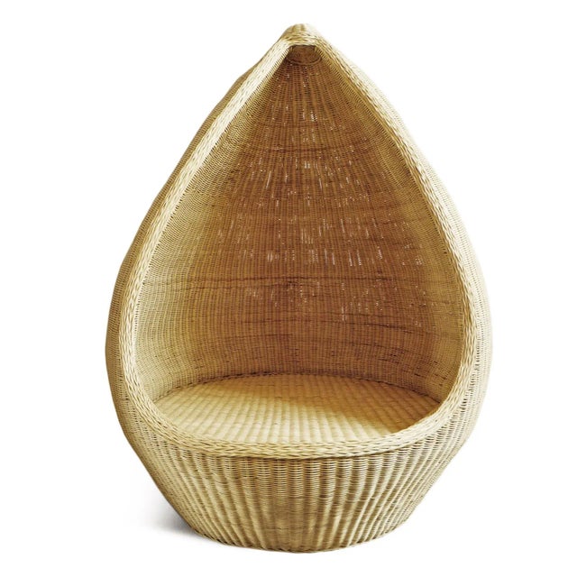 Modern style vintage large raw wicker raindrop shape pod chair. Great for use indoors or outdoor (under covered area...