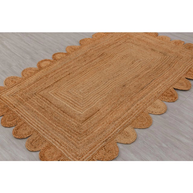 Textile Natural Color Jute Scallop Handmade Rug - 2.6'x5' For Sale - Image 7 of 12