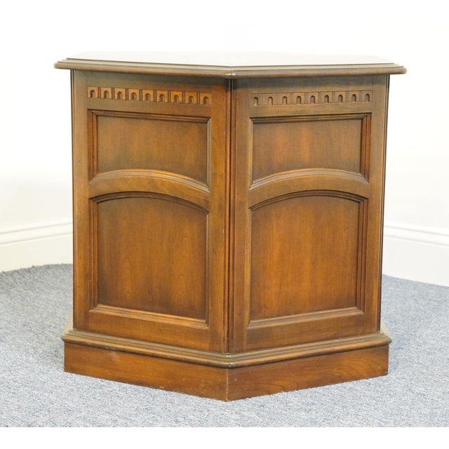 Kling Colonial Cambridge Court Solid Cherry Traditional Style Hexagonal Storage Accent End Table in 36-8007 - 219 Finish For Sale - Image 9 of 13
