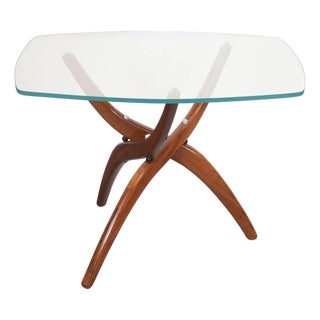 Forest Wilson Mid-Century Modern Side Table Features a Sculpted Walnut Base and a Glass Top. 1960s For Sale