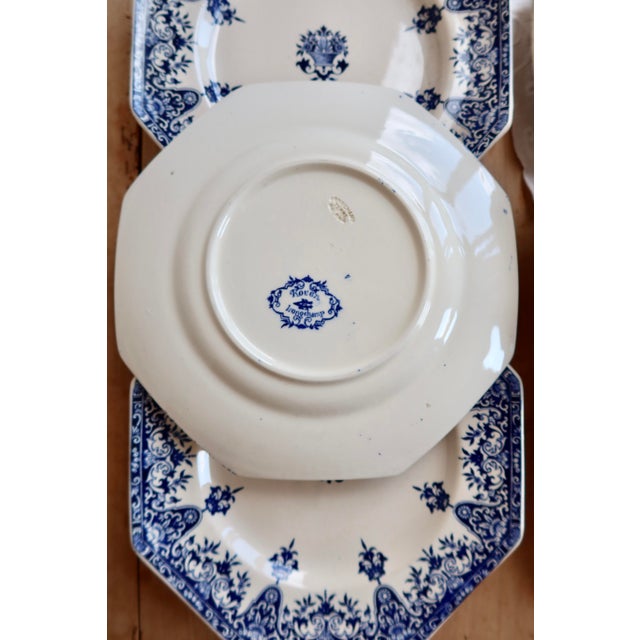 Ceramic Ironstone Dinner Plates in Rouen Pattern from Longchamp, 1890s, Set of 6 For Sale - Image 7 of 11
