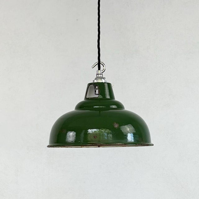 Paint Industrial Pendant Light in Green Enamel by Maxlume, 1950s For Sale - Image 7 of 7