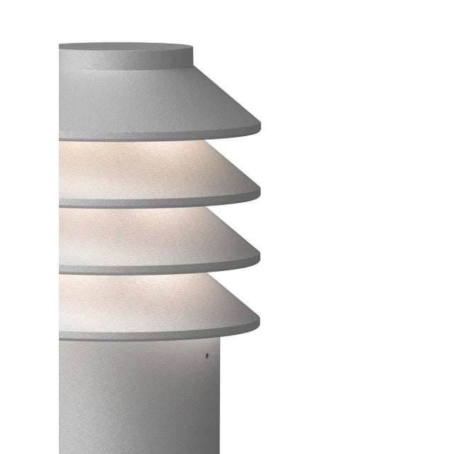 Louis Poulsen Bysted Garden Short' Outdoor Bollard Light for Louis Poulsen in Aluminum For Sale - Image 4 of 13
