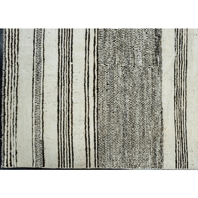 Early 21st Century Turkish Oushak Rug 7'4" x 9'9" For Sale - Image 5 of 8