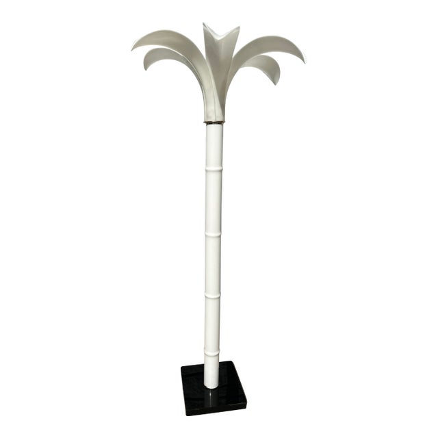 1980s Glamorous Hollywood Regency White Palm Tree Floor Lamp in the Style of Dario Bartolini For Sale