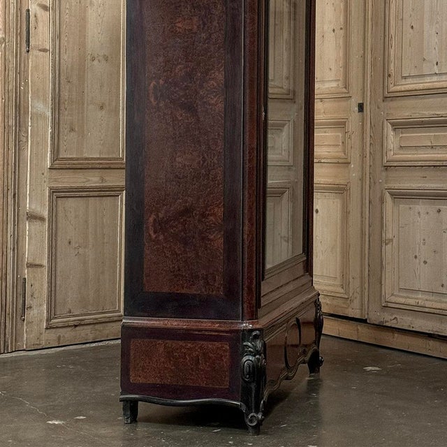 19th Century French Napoleon III Period Burled Walnut Display Armoire ~ Bookcase For Sale - Image 12 of 18
