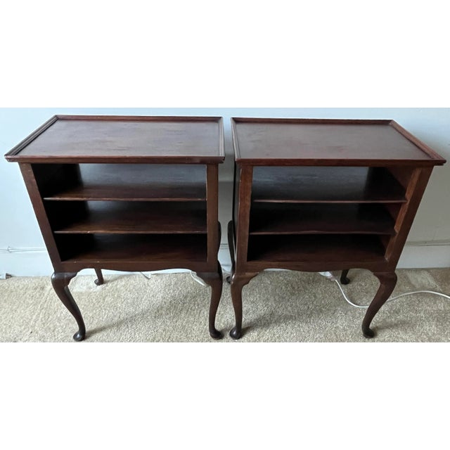 1940s Vintage English Mahogany End Table-M.Grieve-Two Available For Sale - Image 5 of 7