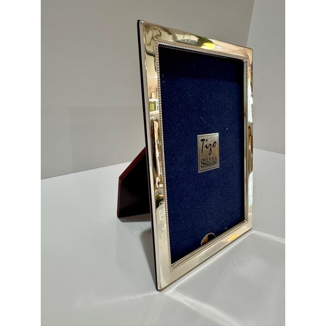 Traditional Mid 20th Century Tigo Sterling Silver Picture Frame With Blue Velvet Back For Sale - Image 3 of 4