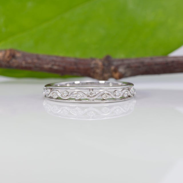 2020s Natural Diamond Band in Solid 14k Gold | Vintage Scroll Design Diamond Ring, Size 6.75 For Sale - Image 5 of 9