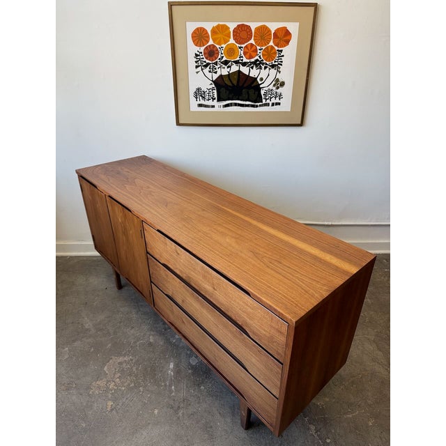 1960s Walnut Credenza by Stanley Furniture For Sale - Image 9 of 14