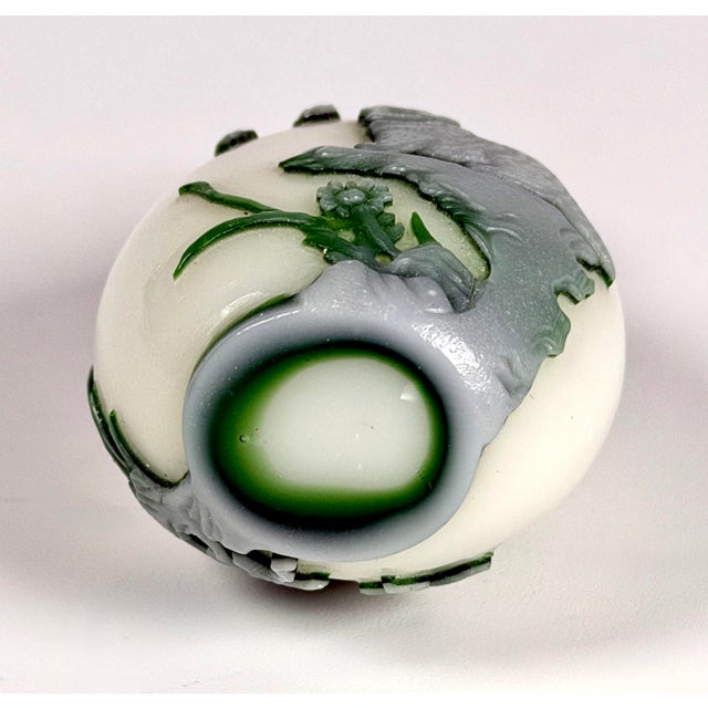 1950s 1950s Beautiful Peking Glass Overlay Snuff Bottle W/Carved Cat, Bird & Flower in Green For Sale - Image 5 of 6