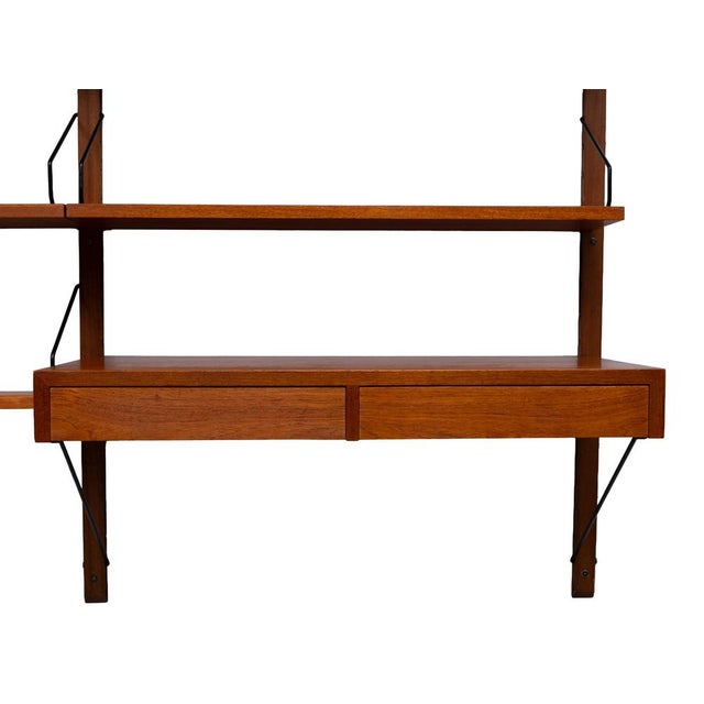 1960s Vintage Royal Wall System with 4 Cabinets in Teak by Poul Cadovius, 1960s, Set of 23 For Sale - Image 5 of 18