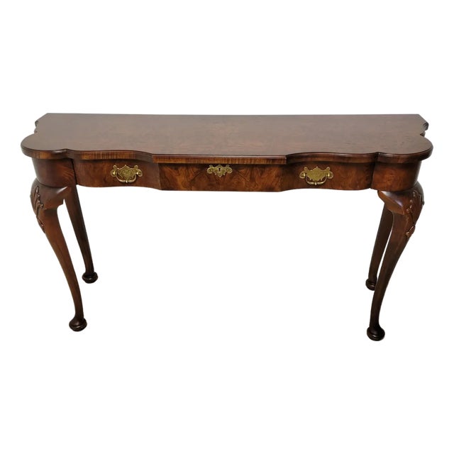 Hekman Oyster Burl Console Table With Queen Anne Legs, Burl Walnut Hall Table For Sale
