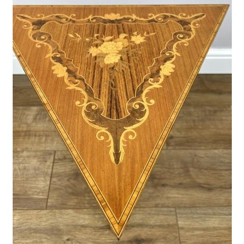 Vintage French Nested Triangle Carved Tables, Set of 3 For Sale - Image 7 of 12