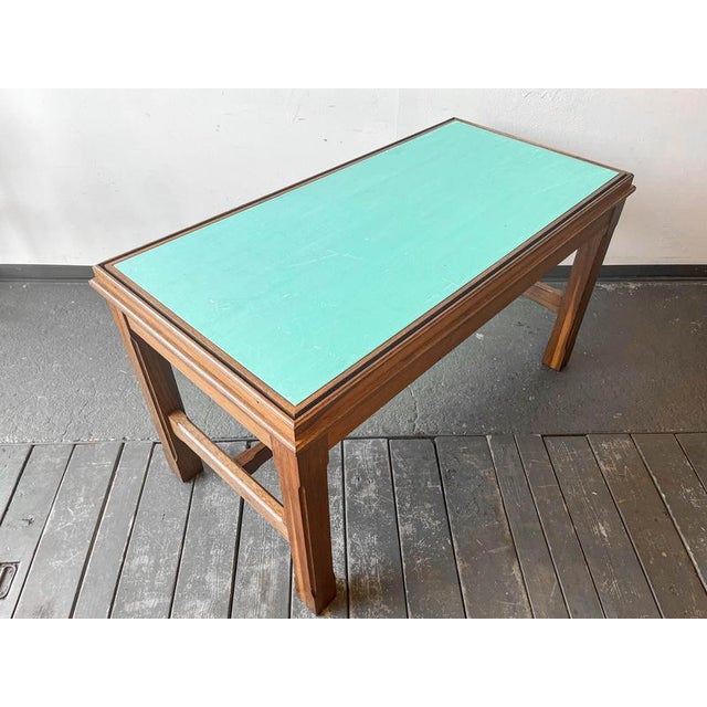 Large Exhibition Table in Oak For Sale - Image 5 of 18