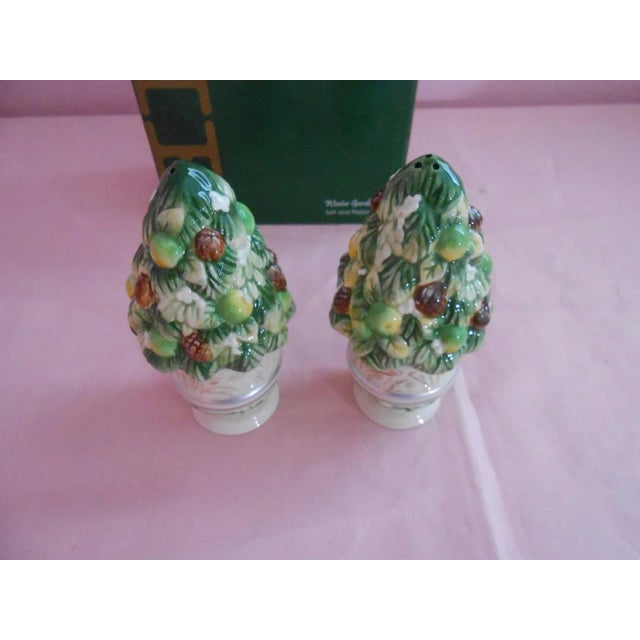 Fitz and Floyd Vintage 1980s Fitz & Floyd Christmas Holiday Tree Topiary Winter Garden Salt & Pepper Shakers- a Pair For Sale - Image 4 of 4