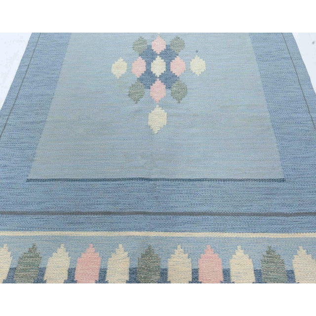 Mid-Century Modern Doris Leslie Blau "Sparreholm" Vintage Swedish Rug by Ingegerd Silow For Sale - Image 3 of 7