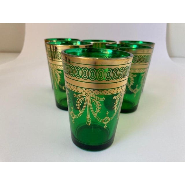 Set of six green and gold handblown Moroccan Moorish glasses.Use them for Moroccan tea, or any hot or cold drink.Shot...