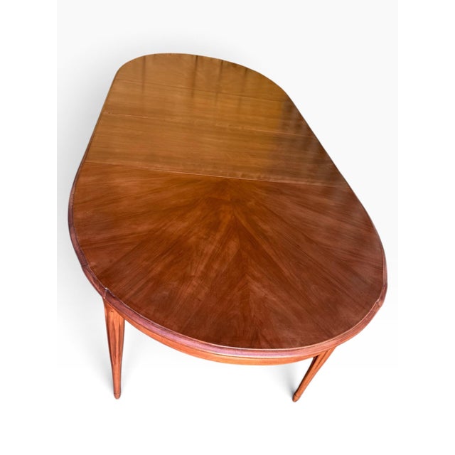 Mid-Century Modern Vintage Mid-Century Modern Refinished Oval Extension Dining Table With Two Leaves For Sale - Image 3 of 10