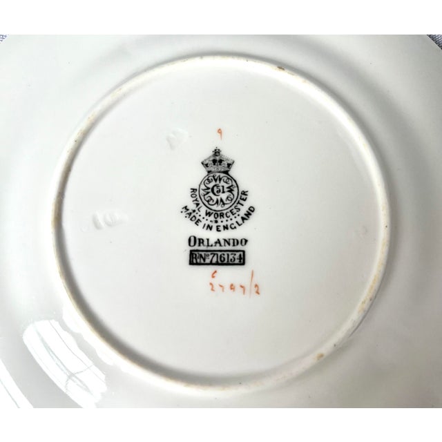 1920s Royal Worcester Orlando Dessert/Bread Plates - Set of 8 For Sale In Dallas - Image 6 of 7