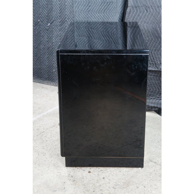 Wood 1980s Henredon Scene Three Art Deco Style Walnut Burl Black Lacquer Chest of Drawers For Sale - Image 7 of 15