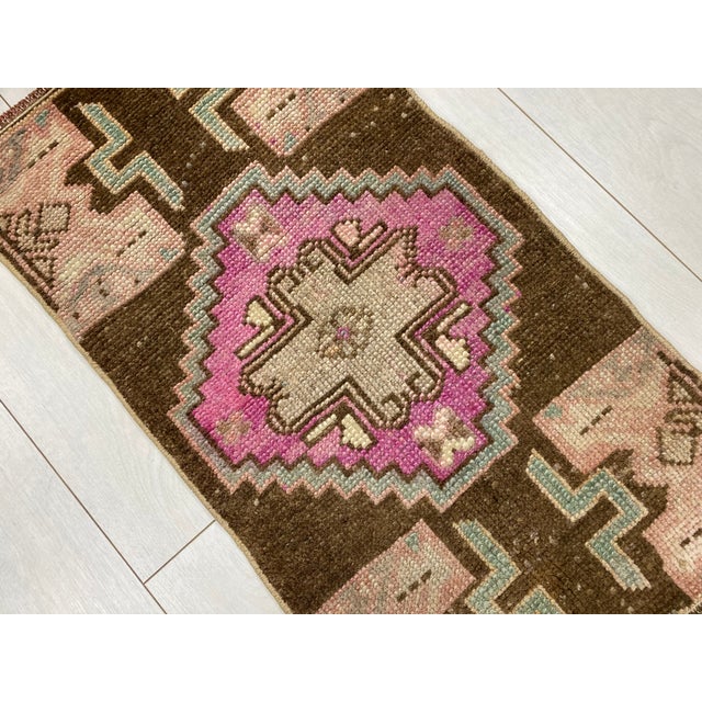 1950s Anatolian Floor Oushak Ca For Sale - Image 5 of 5