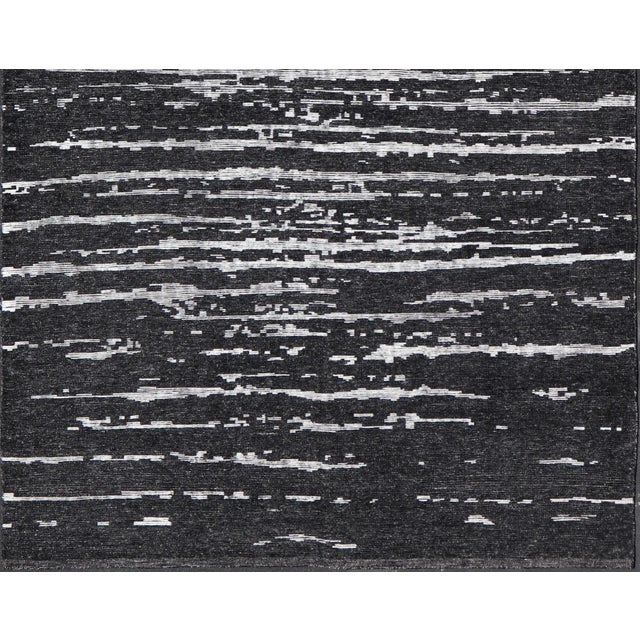 Keivan Woven Arts Large Black and White Modern Rug 9'9 X 15' For Sale - Image 4 of 6