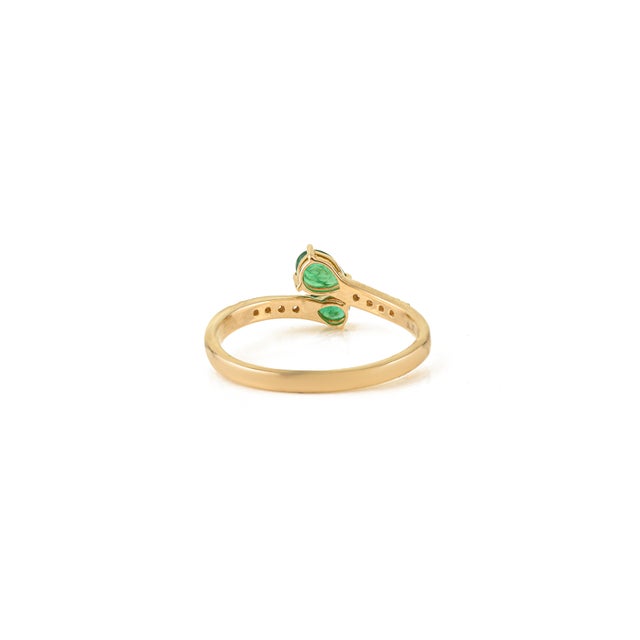 Metal Pear Cut Natural Emerald and Diamond Bypass Ring Size 7 in 14k Yellow Gold For Sale - Image 7 of 13