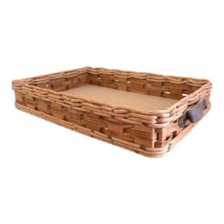 Late 20th Century Woven Oak and Leather Pyrex Casserole Serving Basket For Sale