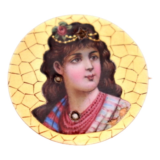 Gold Brooch with Grid and Enamel Lady Figure For Sale