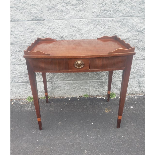 1960s Kittinger George III Mahogany Single Drawer Galleried Tea Table W Pull-Out Trays For Sale - Image 5 of 9