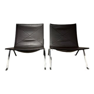 Pair of Poul Kjaerholm Pk22 Chairs For Sale