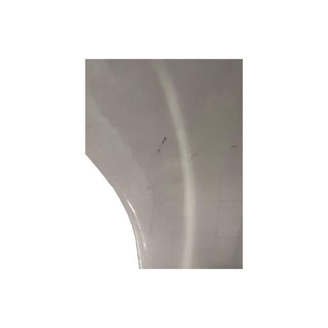 Vintage Postmodern 1980s White Ribbed Ceramic Fan Flutes Large Vase Art Deco For Sale - Image 9 of 11