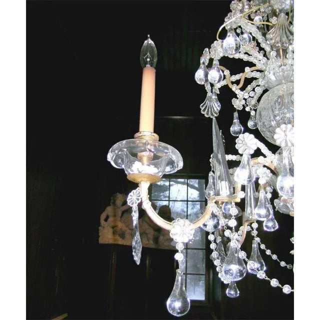 Late 19th Century Vintage French Crystal Chandelier For Sale In New York - Image 6 of 7