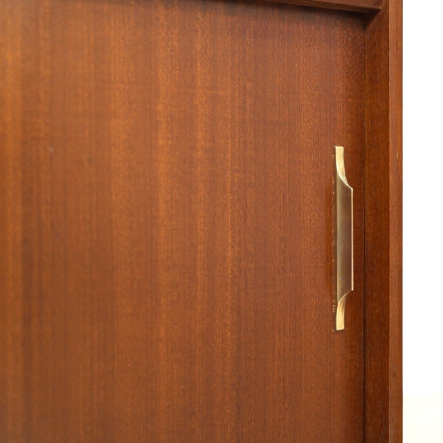 Small Mid Century 'Multi-Width' Liquor Cabinet by Beaver & Tapley For Sale - Image 10 of 12