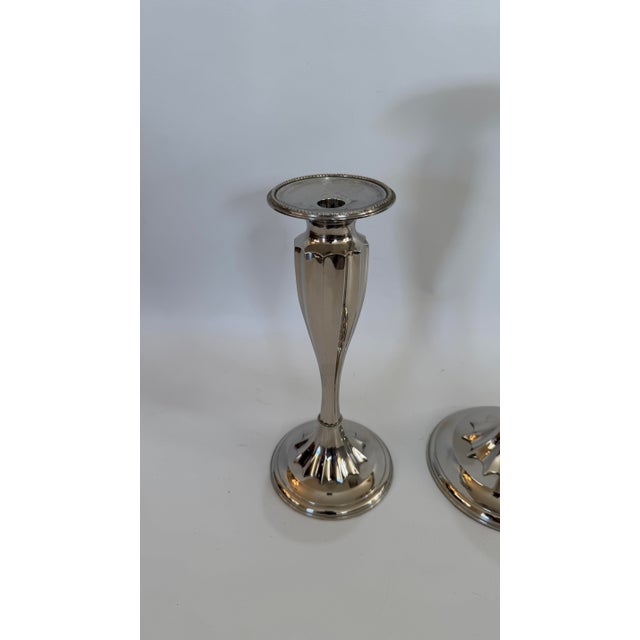 1990s Pair of Global Views Polished Nickel Graduated Candlesticks For Sale - Image 5 of 8