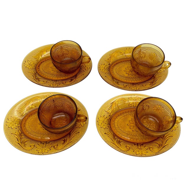 Amber 1970s Imperial Glass Tiara Daisy Sandwich Amber Glass Set- 28 Pieces For Sale - Image 8 of 13