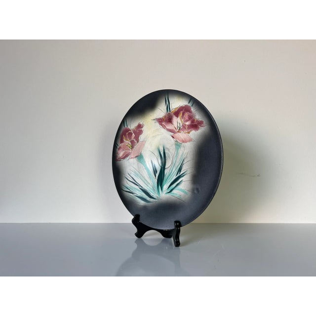 Ceramic 80's Vintage Claudia Hand Painted Flower Design Decorative Pottery Plate For Sale - Image 7 of 12