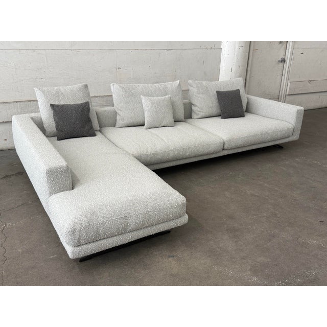 Design Plus Gallery presents the Soft Dream Large Sectional by Antonio Citterio for Flexform. This modular sectional...